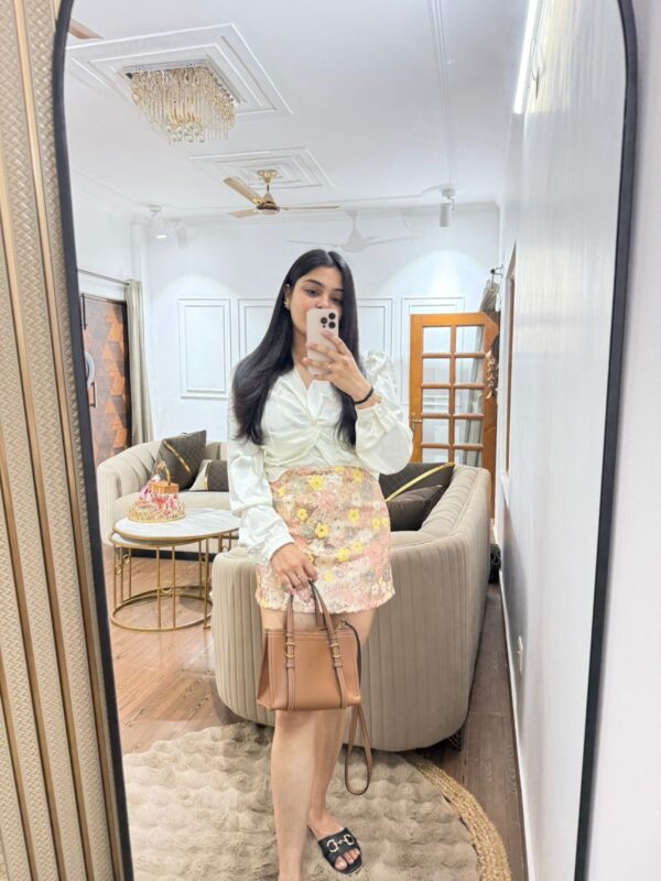 Sequin skirt with skorts - Image 2