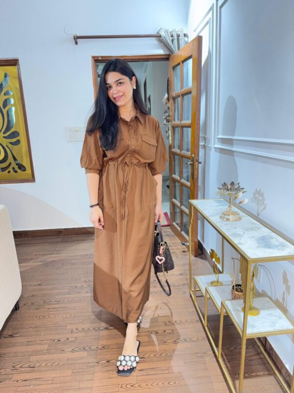 Linen imported dress - Image 4