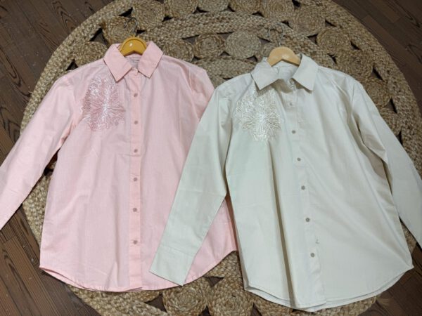 Embellished flower cotton shirt - Image 3