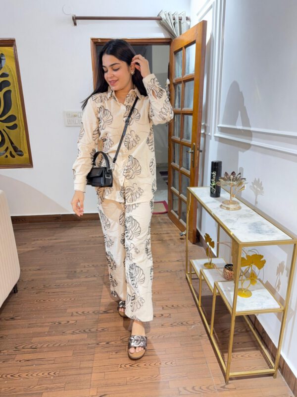 Leafy embroidered coord set - Image 6