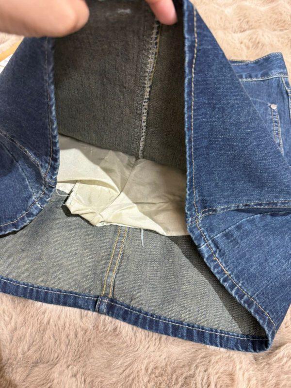 Denim skorts with belt - Image 8