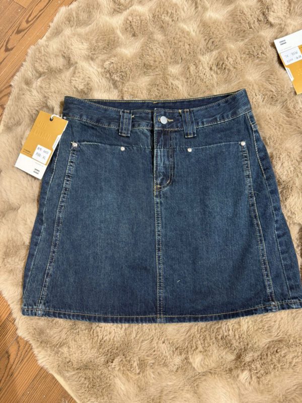 Denim skorts with belt - Image 5