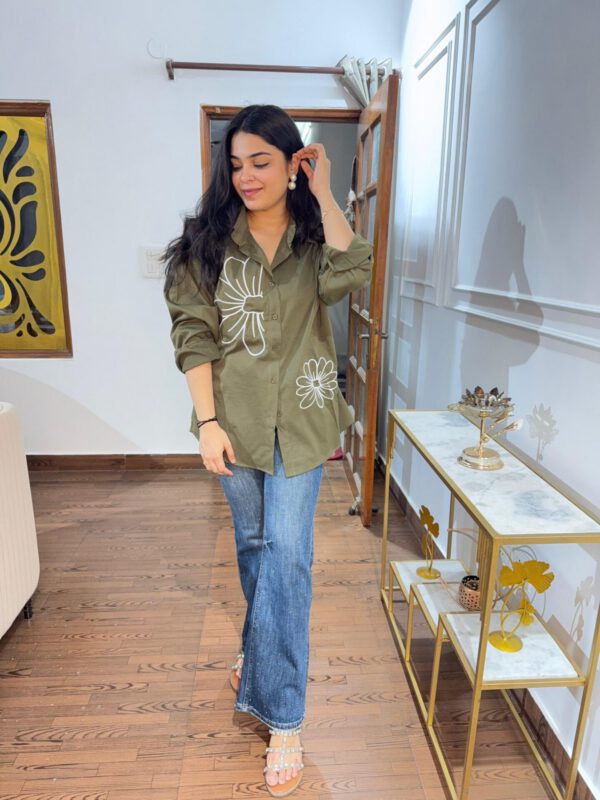 Myra sunflower shirt - Image 3
