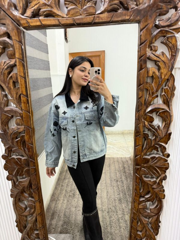 Embroidered denim jacket - Image 3