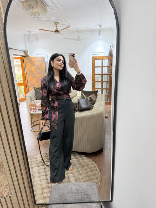 Highwaisted pants with belt - Image 4