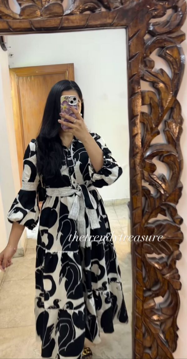 Printed swan dress - Image 2