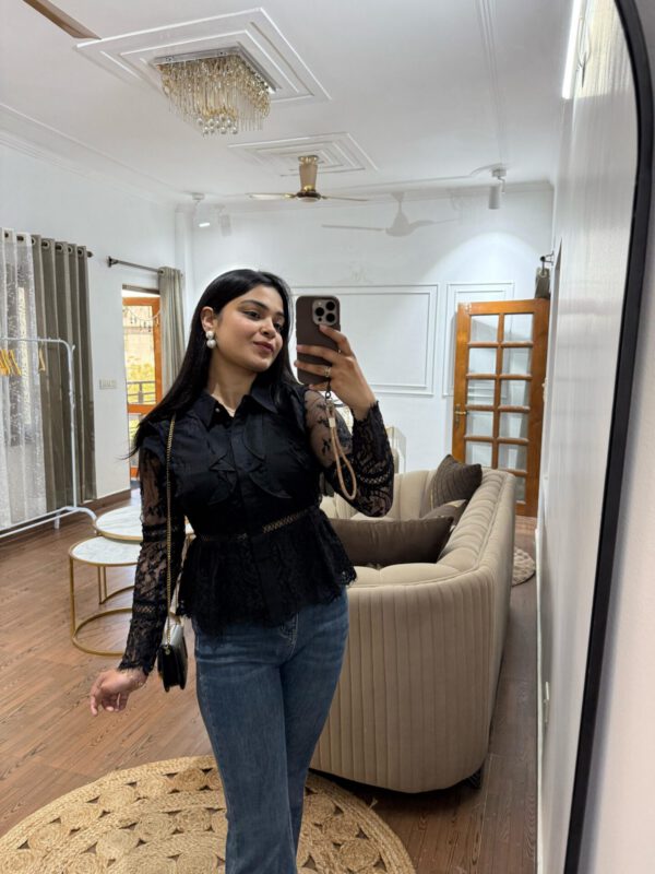 Lace button down top - Image 3