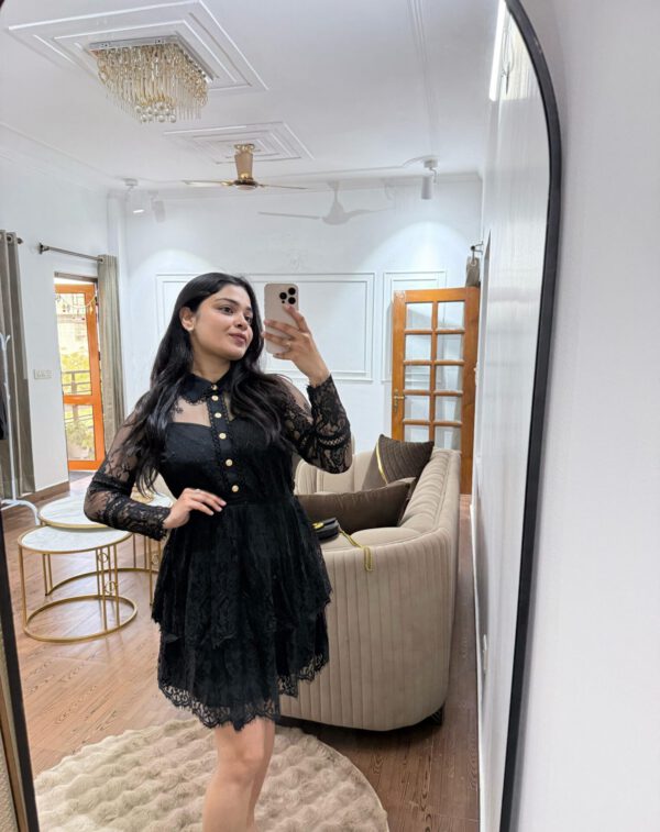 Nira lace buttoned dress - Image 4