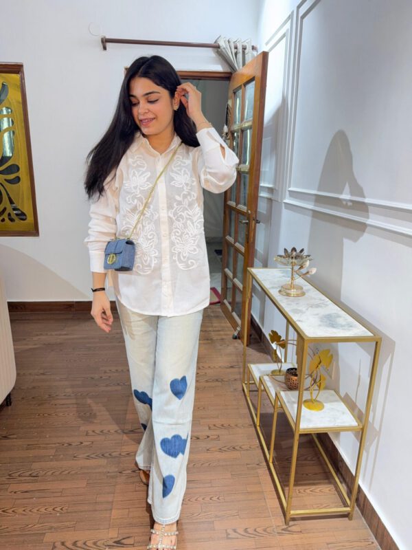 Linen embroidered shirt - Image 2