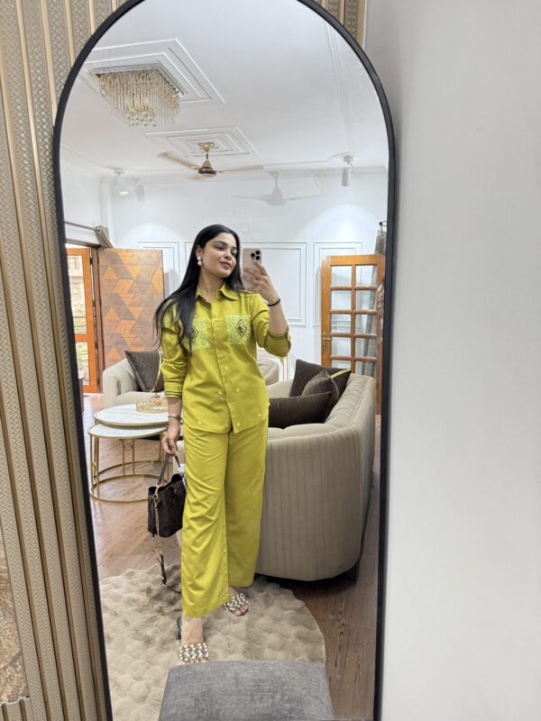 Rani sequin linen coord set - Image 2