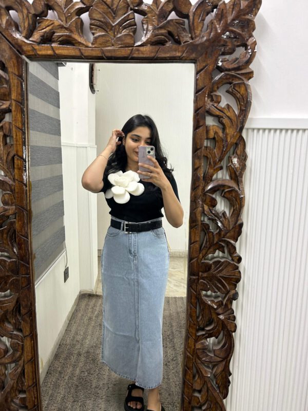Ice blue denim skirt (without belt) - Image 2