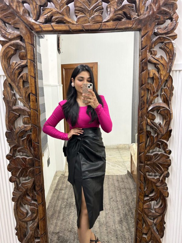 Leather ruched tie-on skirt - Image 3