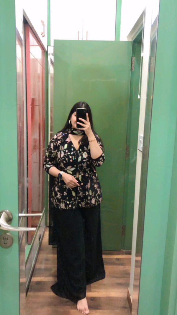 Kyra embroidered 3 piece set - Image 2