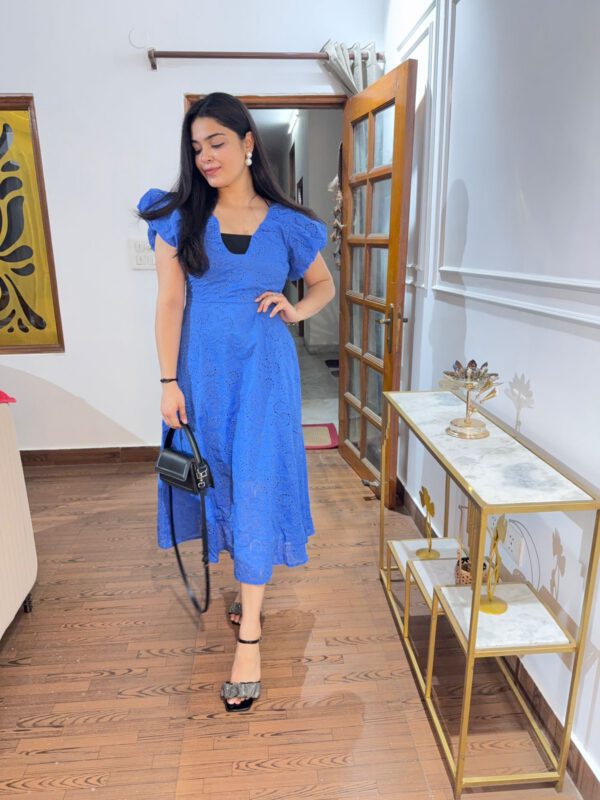Laila schiffli dress - Image 4