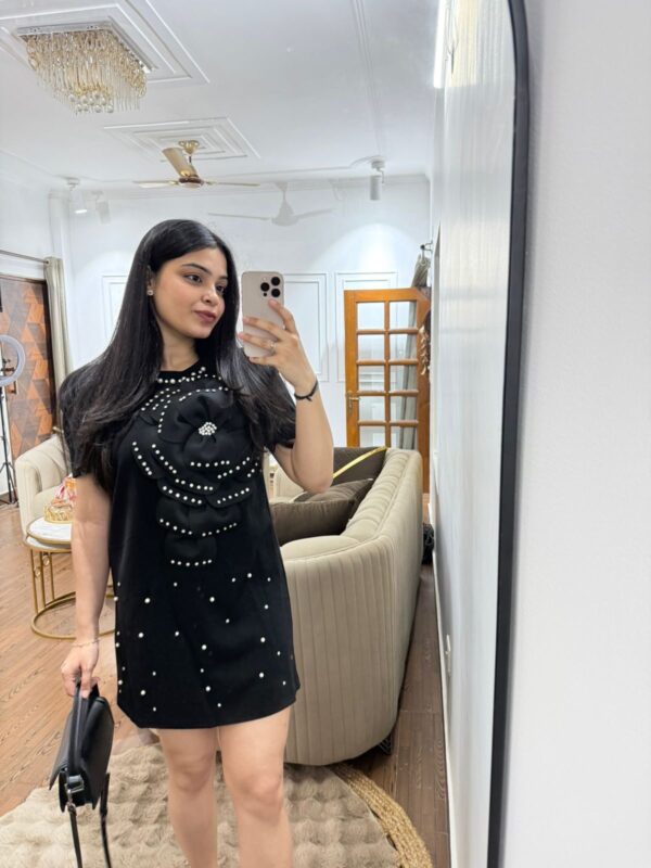 Embellished tshirt dress - Image 6
