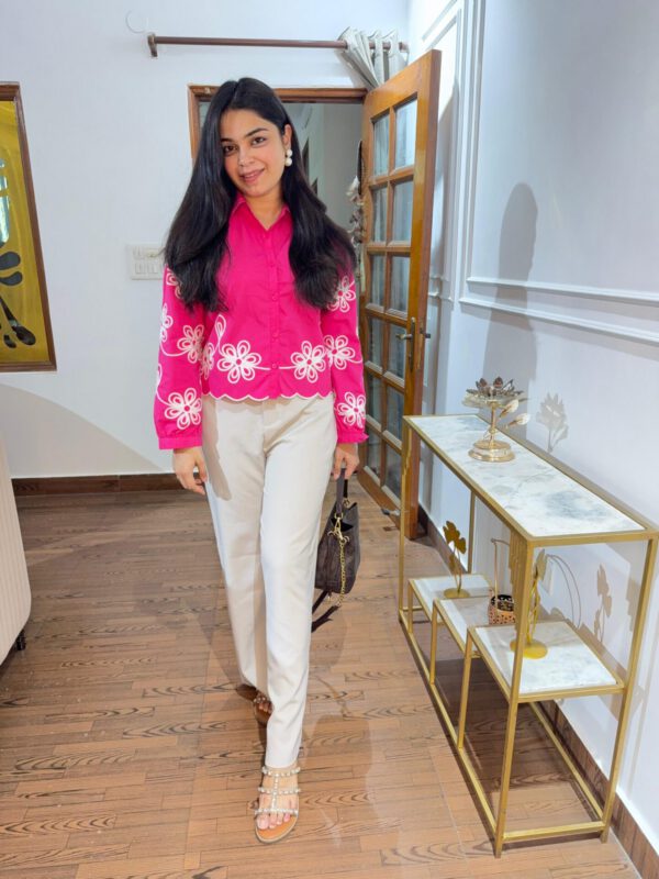 Cropped embroidered shirt - Image 6