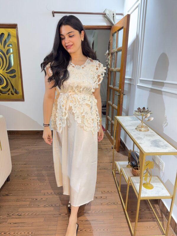 Butterfly 3-piece dress - Image 3