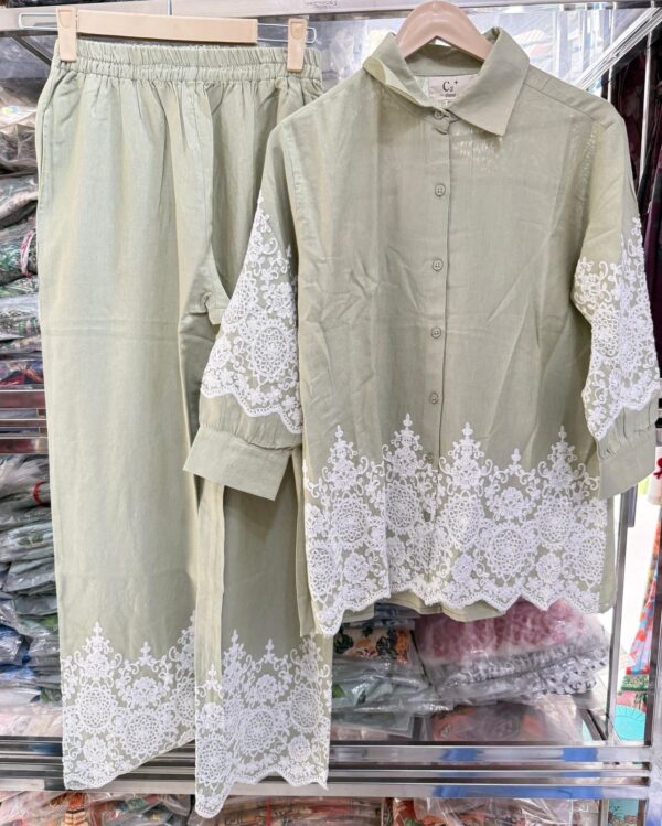 Riya embroidered coord set - Image 3