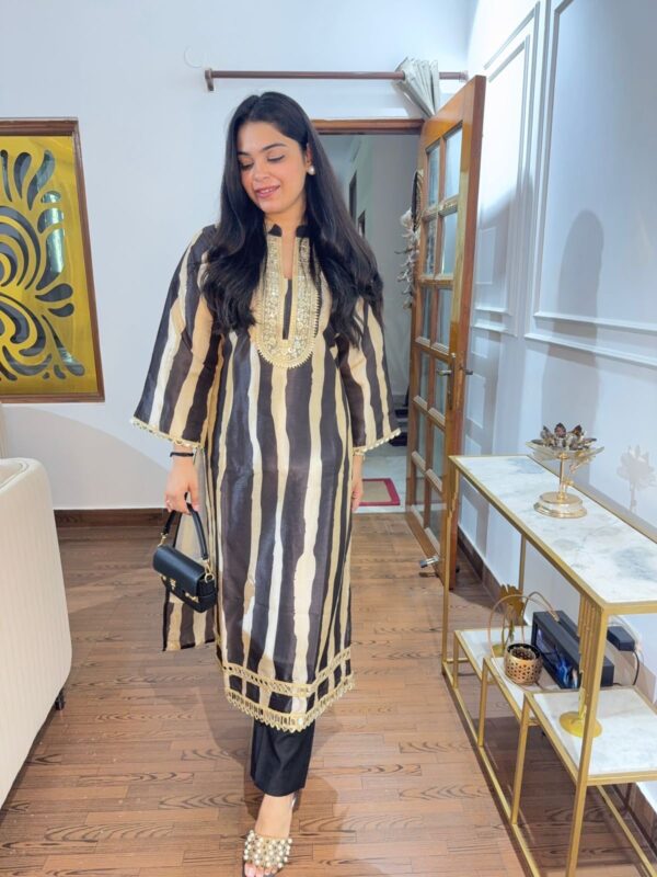 Miha embellished set