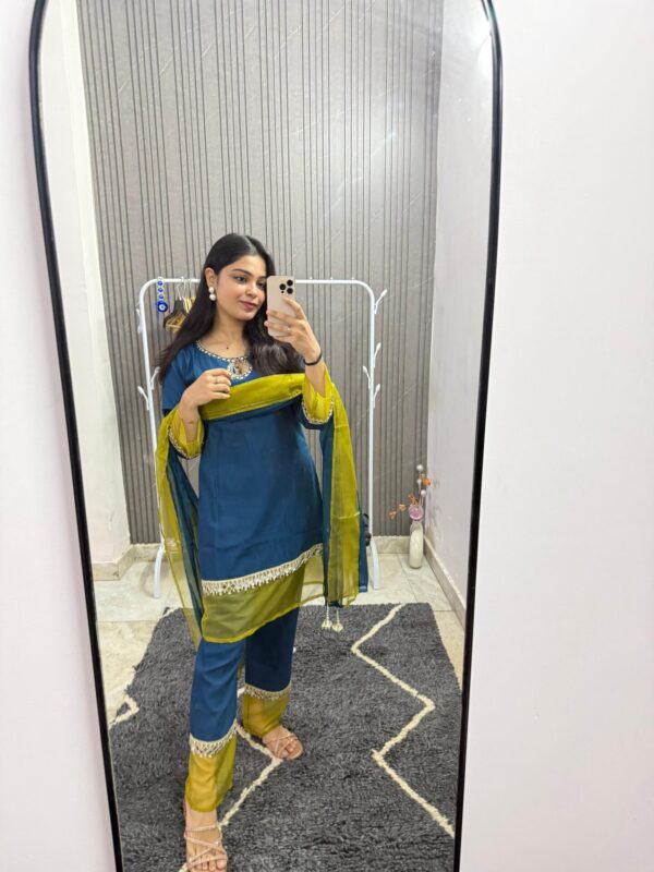 Juhi 3 piece set - Image 9