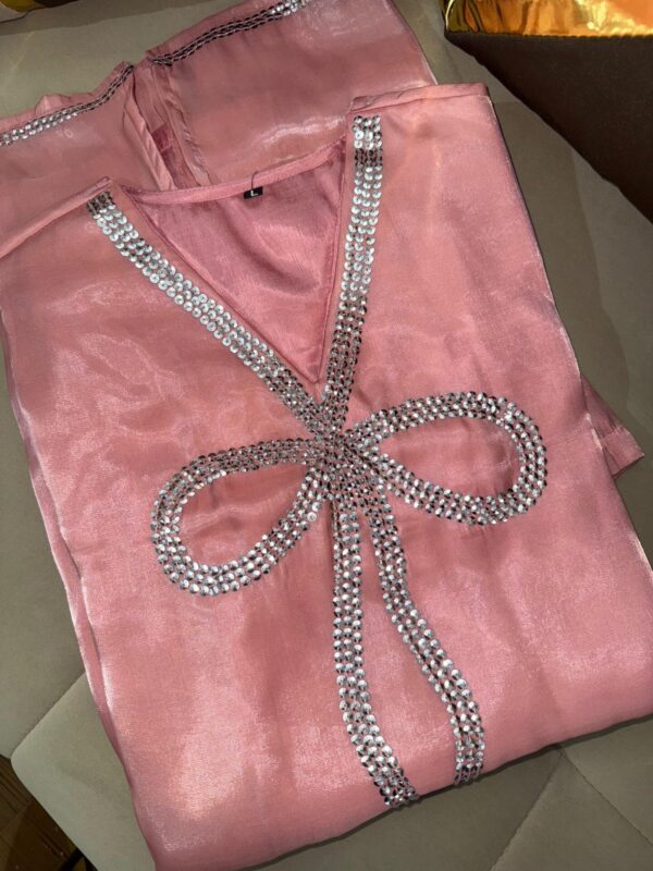 Bow embellished 3 piece set - Image 9