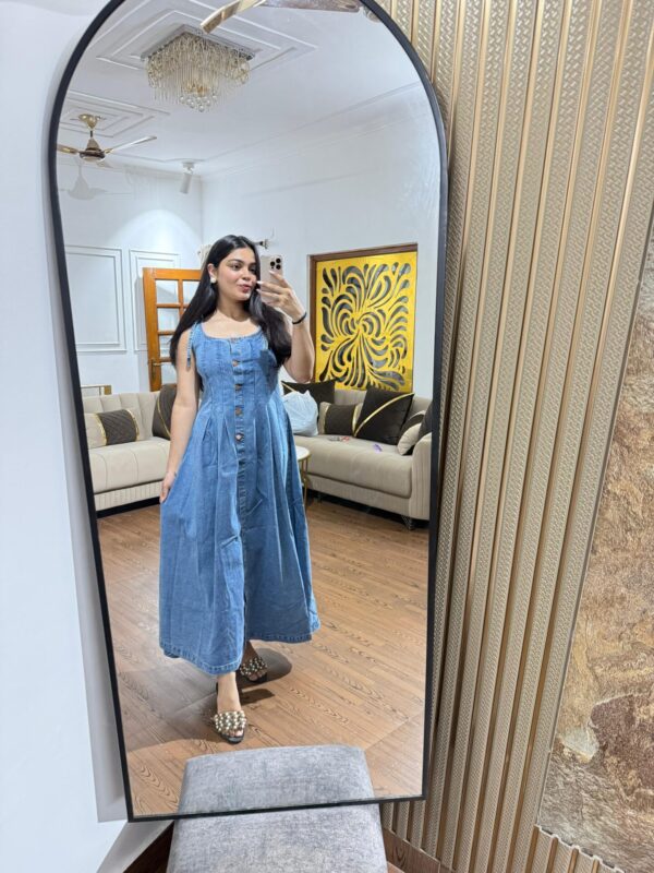 Stretchable denim dress