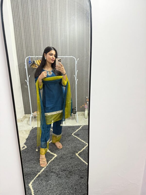Juhi 3 piece set - Image 10
