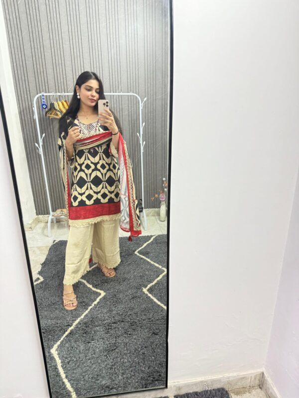 Roohi 3 piece set - Image 4