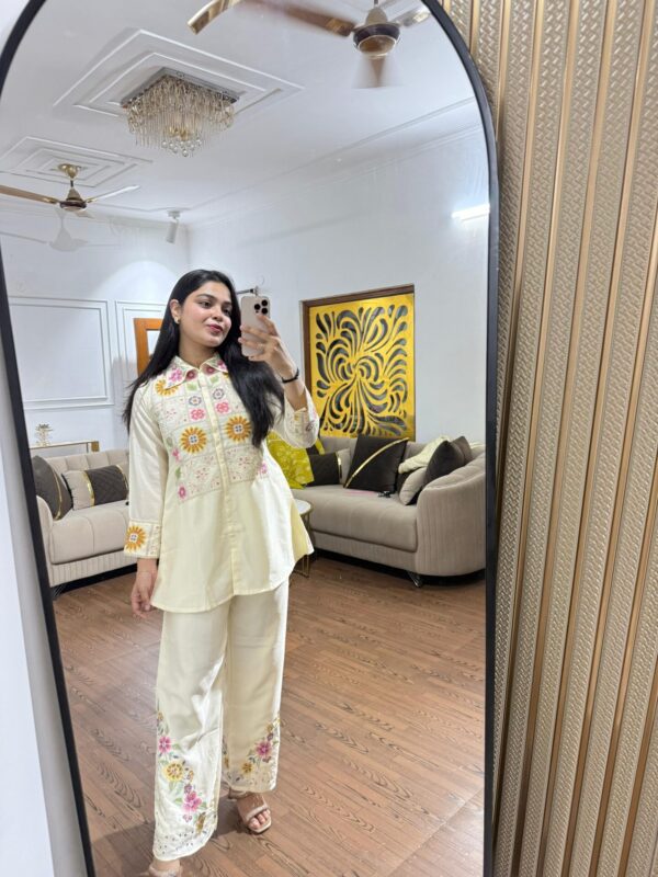 Zeenat embroidered coord set - Image 5