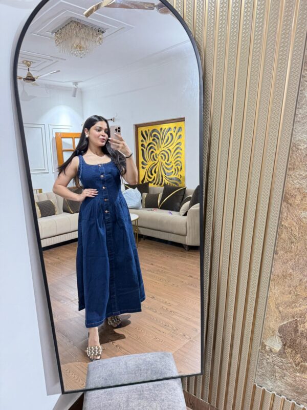 Stretchable denim dress - Image 7