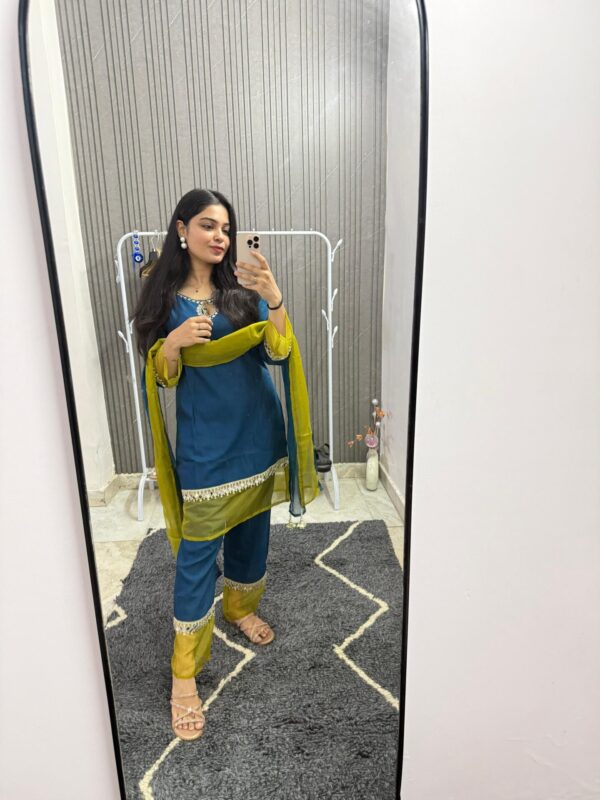 Juhi 3 piece set - Image 6