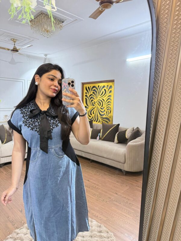 Embroidered ribbon collar denim dress - Image 4