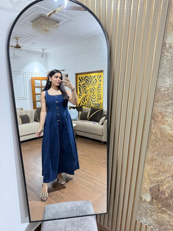 Stretchable denim dress - Image 5