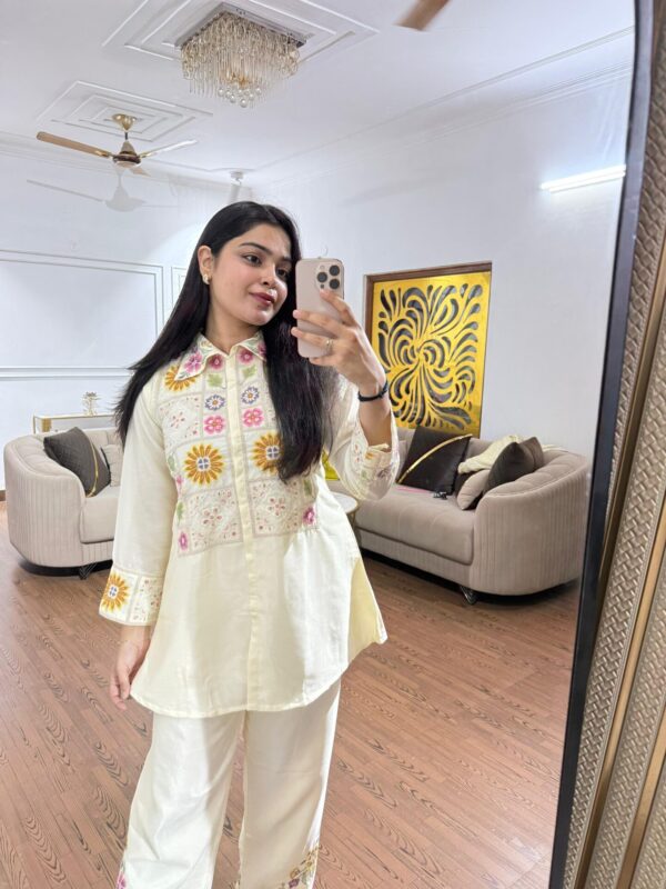 Zeenat embroidered coord set - Image 4