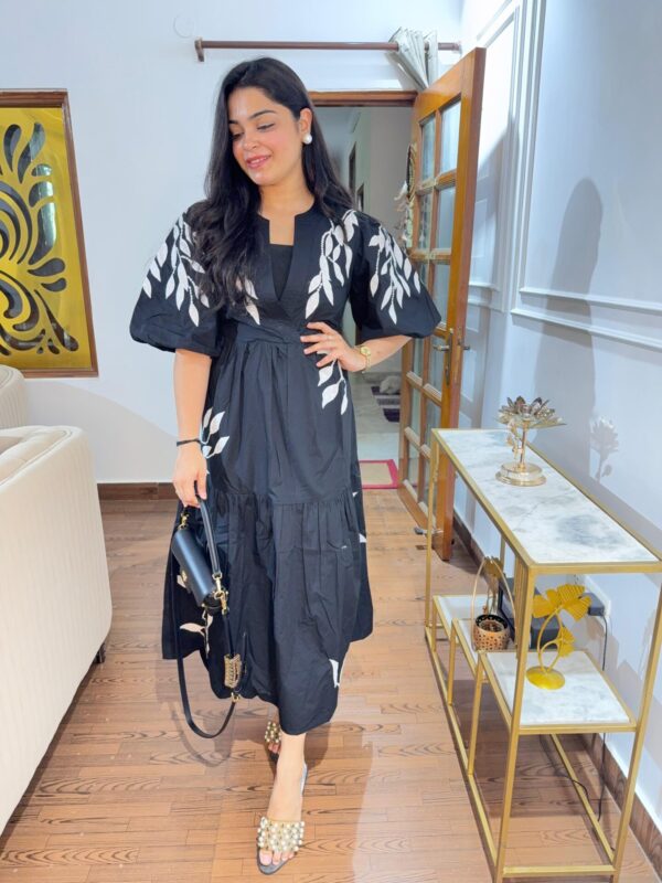 Naomi embroidered dress - Image 7