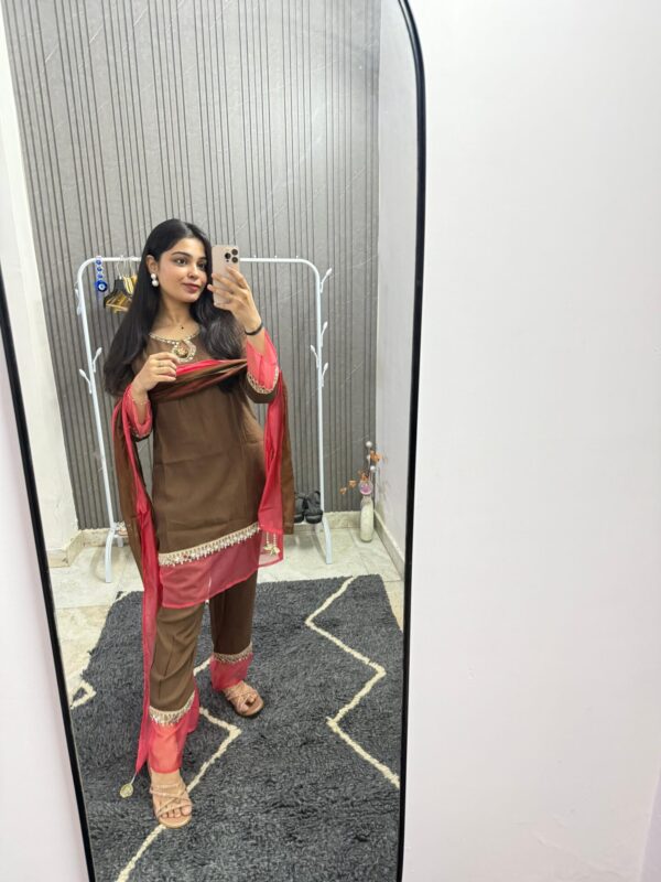 Juhi 3 piece set - Image 3
