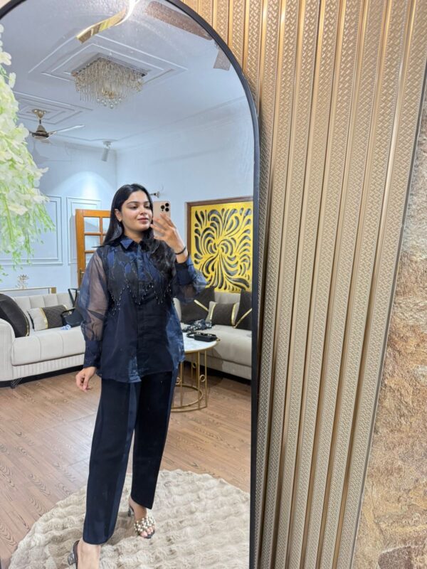 Embellished 3 piece set - Image 4