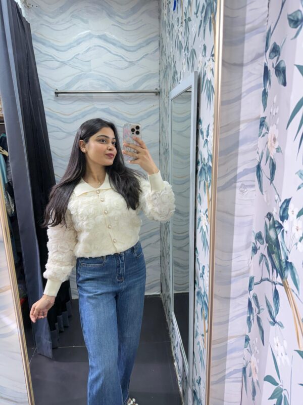 Floral appliqué cardigan
