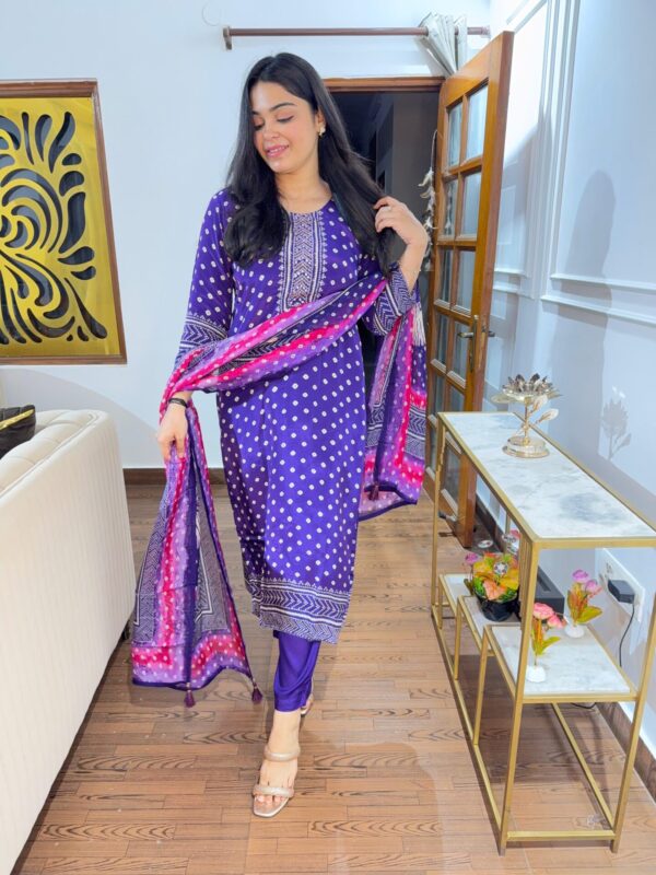 Bandhani embellished suit