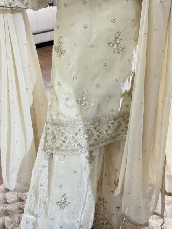 Heavy sharara suit - Image 5