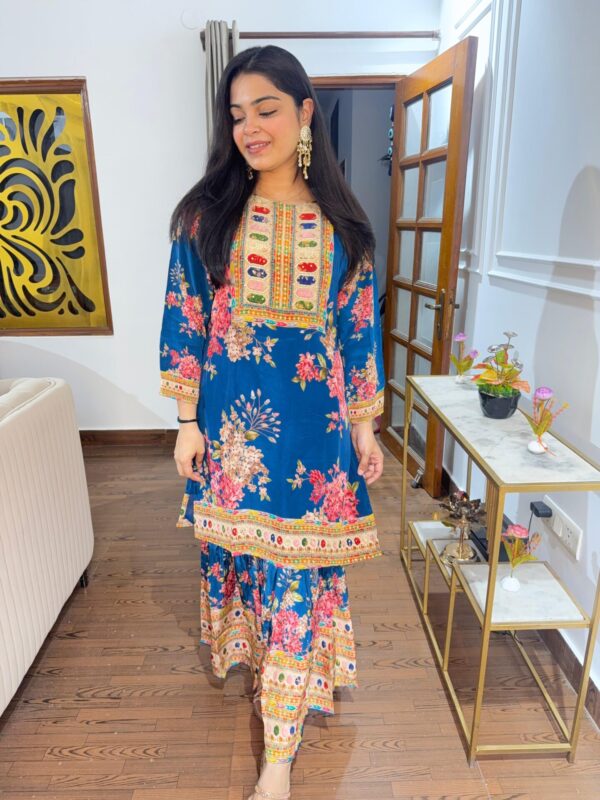 Ira 2 piece set - Image 2