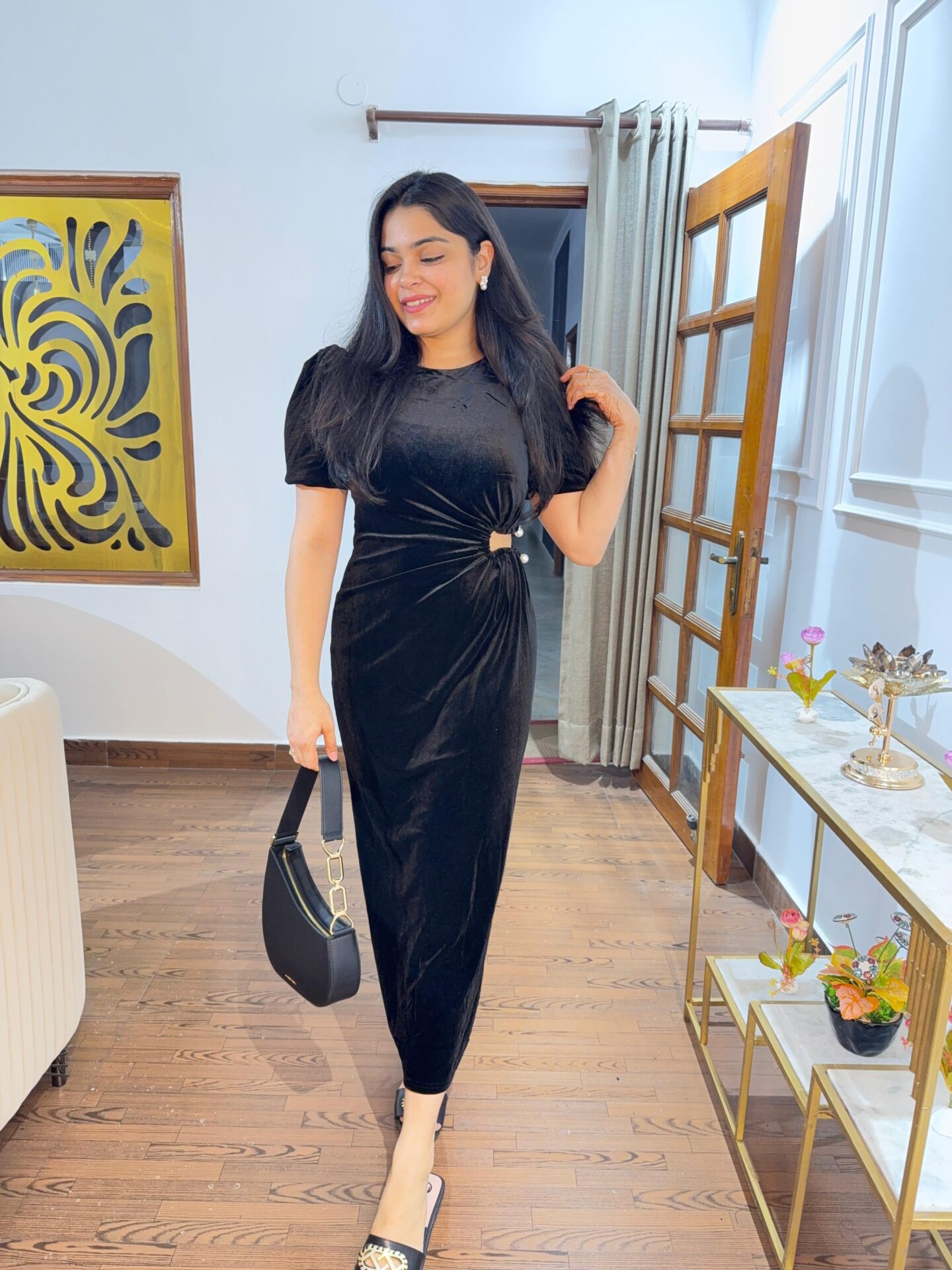 Velvet side cut ruched dress - Image 5