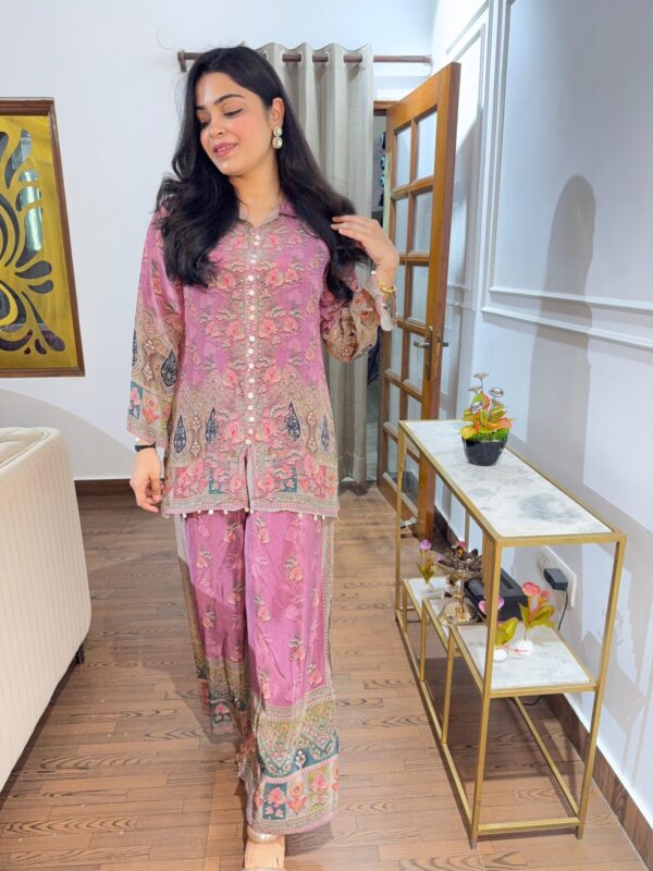 Adhira embellished 3 piece set - Image 2