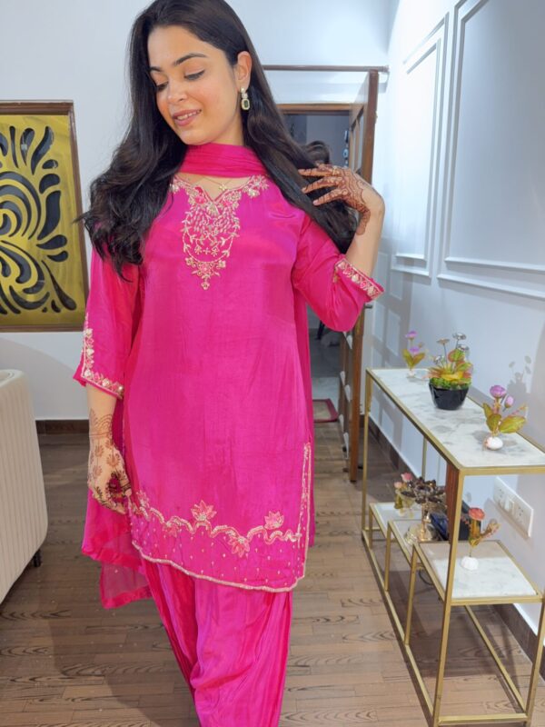 Rysa embellished farshi set - Image 5