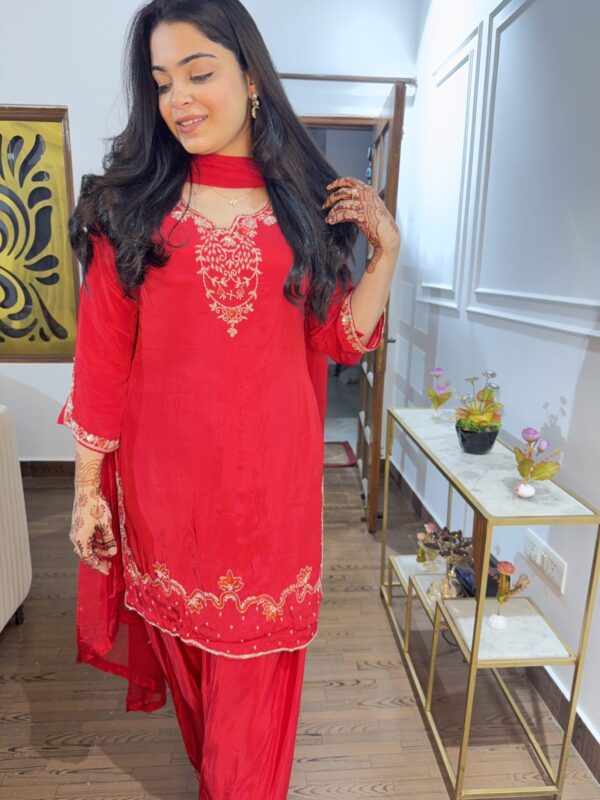 Rysa embellished farshi set - Image 3