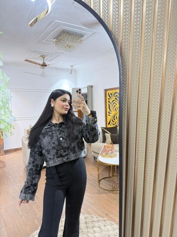 Denim cropped jacket - Image 6