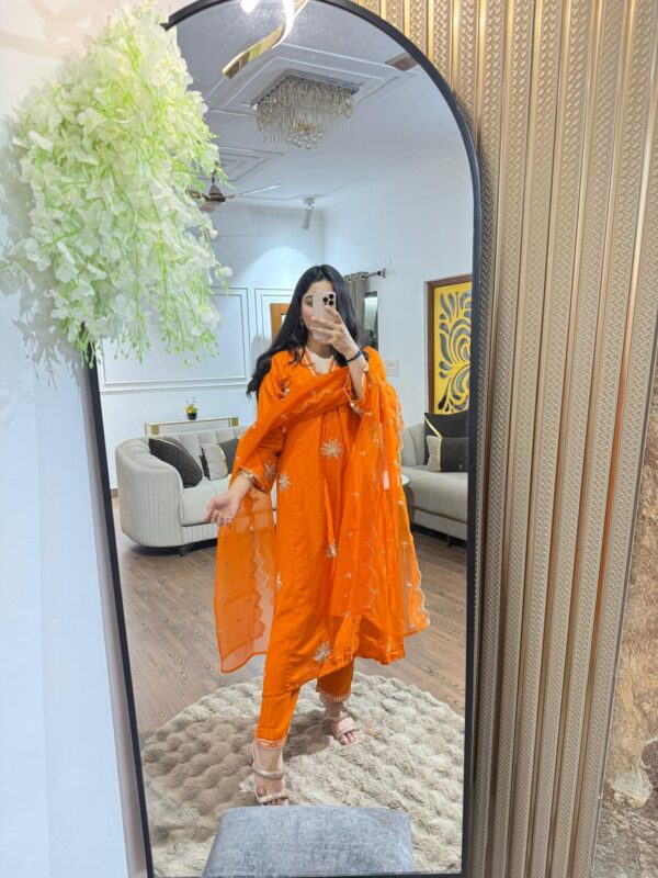 Zina 3 piece set - Image 5