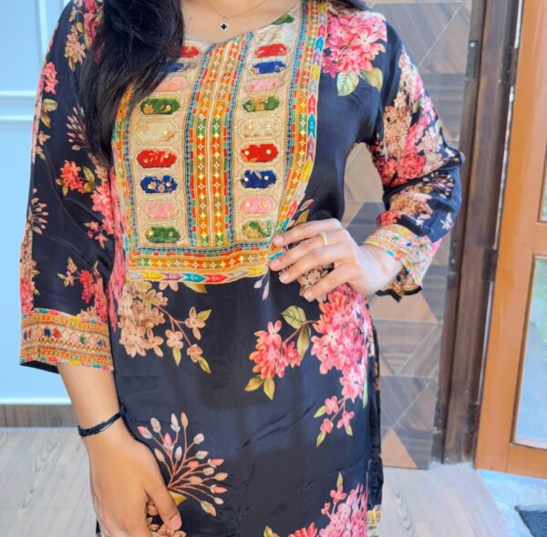 Ira 2 piece set - Image 6