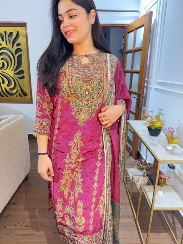 Rysa embellished suit - Image 4