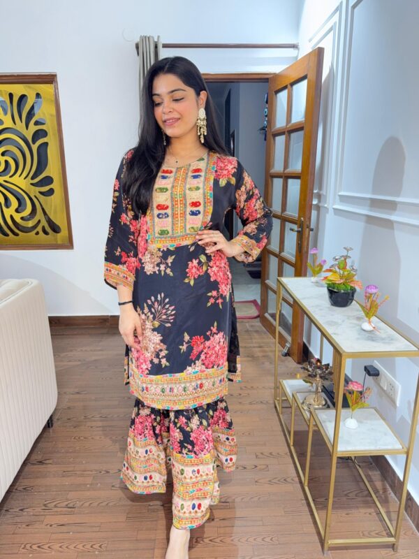 Ira 2 piece set - Image 5